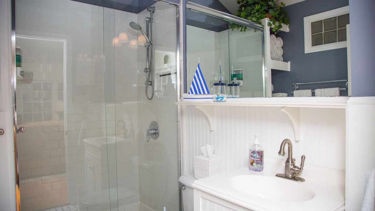 Photo of Bathroom in Douglas