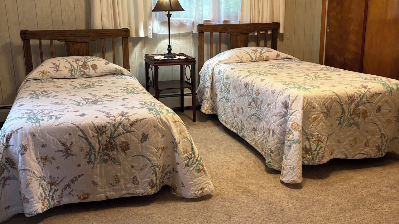 Photo of Bedroom in Levering