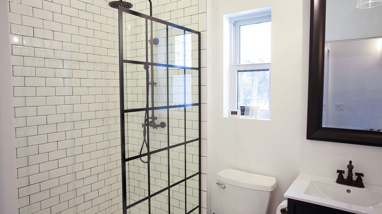 Photo of Bathroom in Miami Park