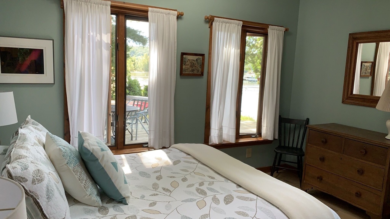 Photo of Bedroom in Empire