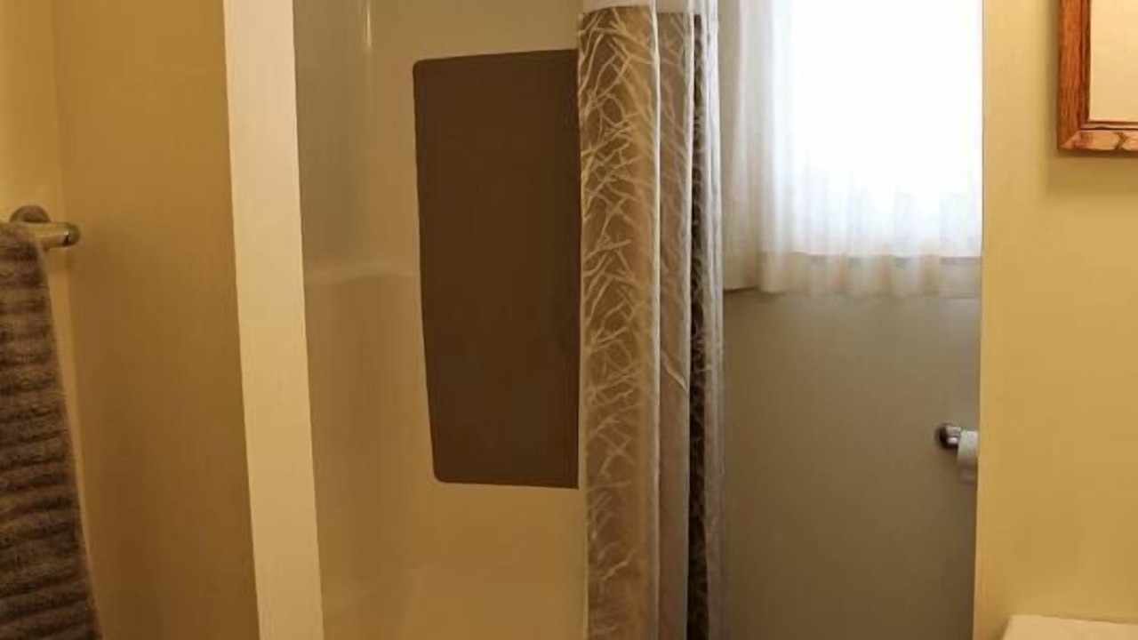 Photo of Bathroom in Escanaba