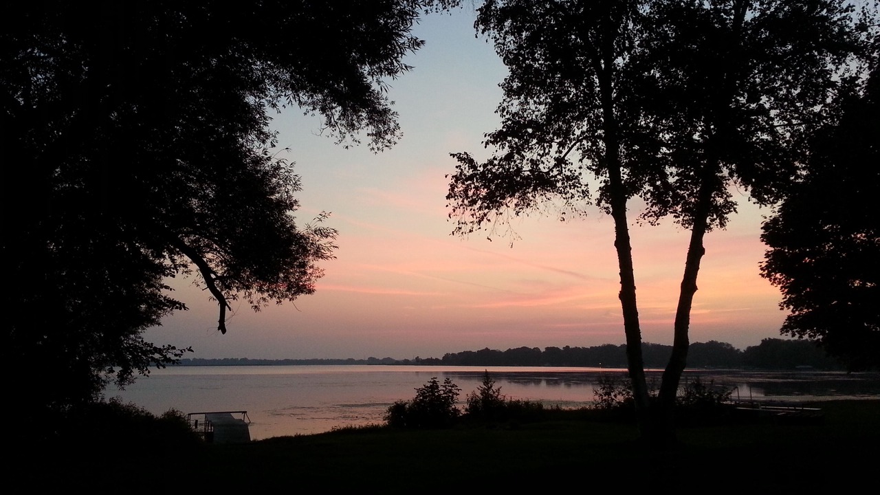 Photo of Outdoor in Wind Lake
