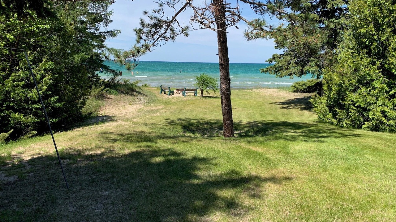 Photo of Others in Mackinaw City