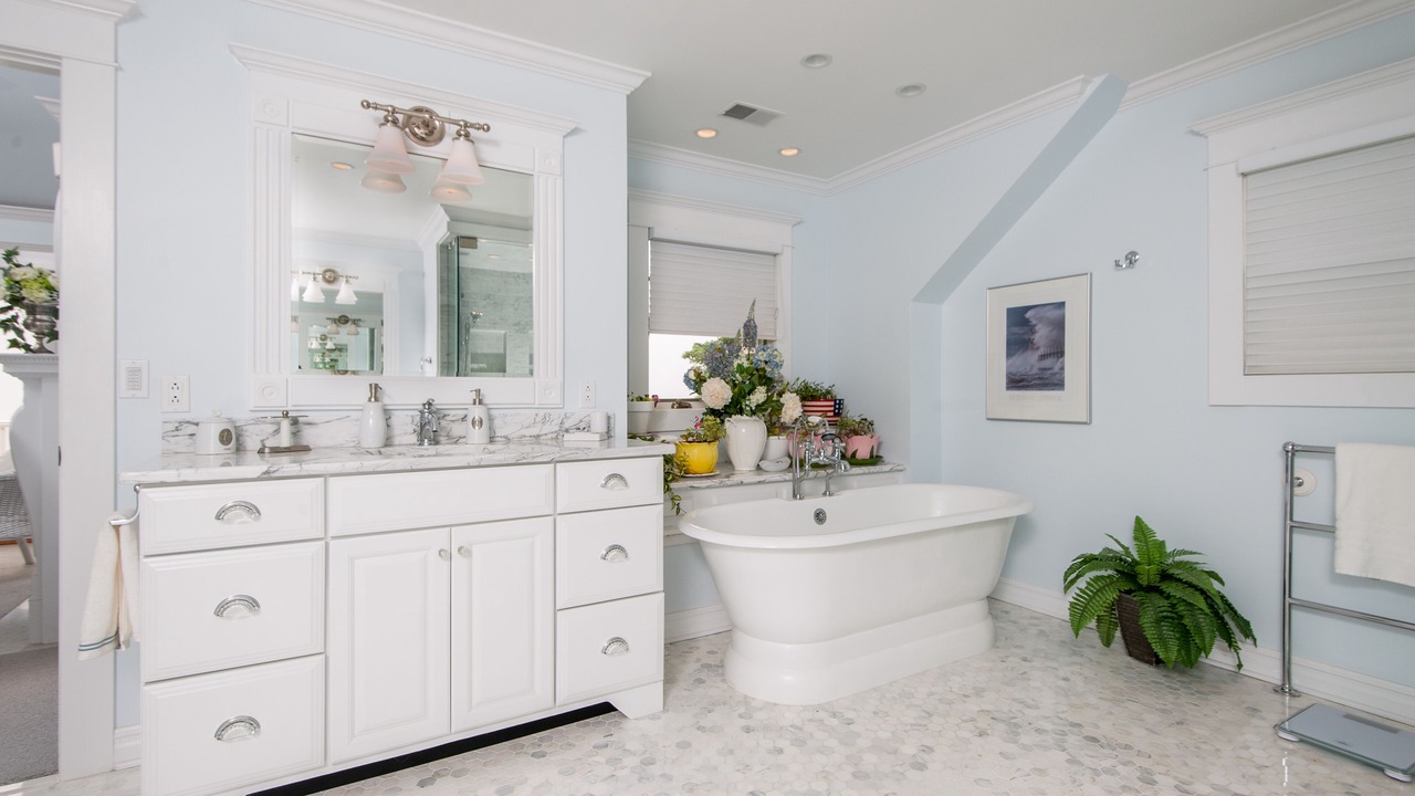 Photo of Bathroom in South Haven