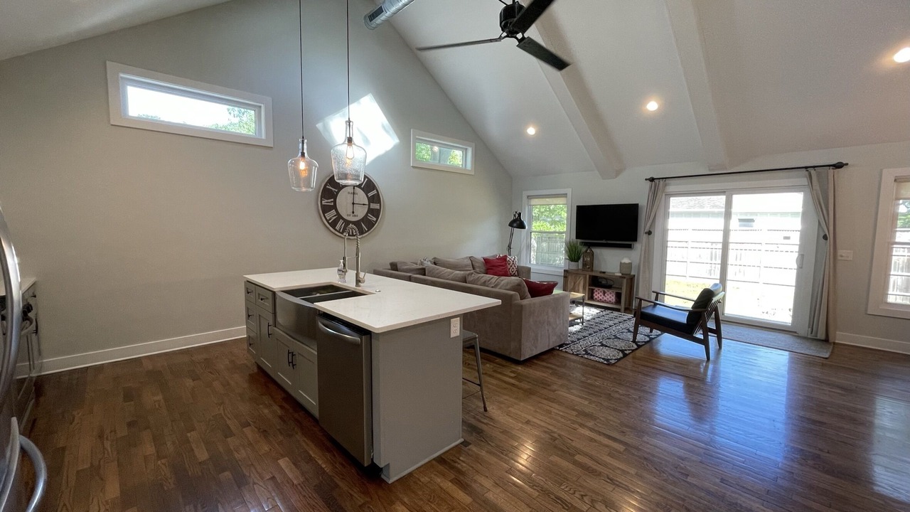 Photo of Livingroom in Union Pier