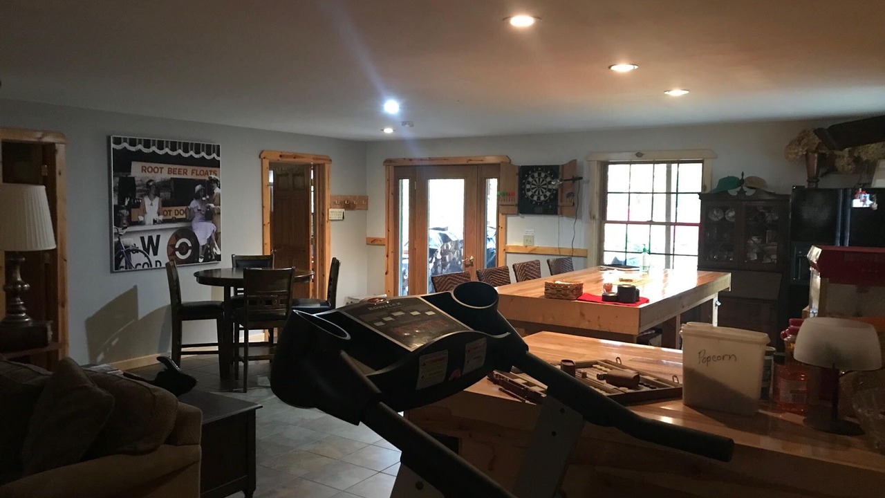 Photo of Bedroom in Negaunee