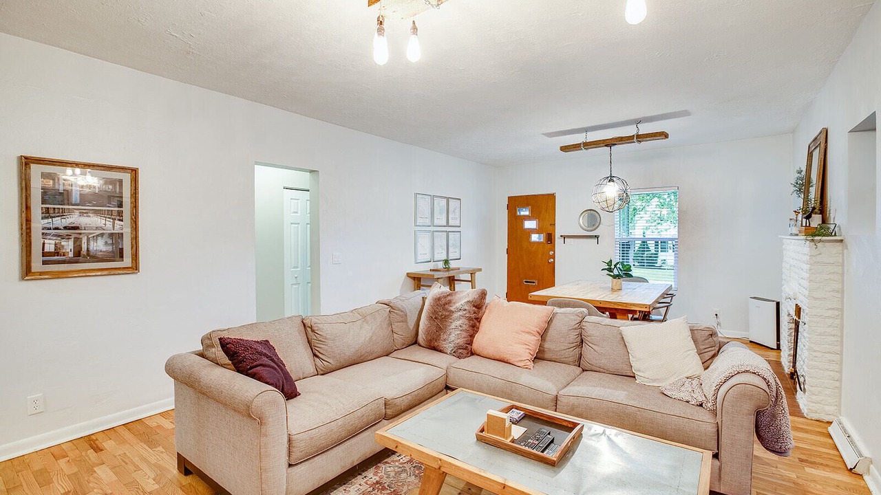 Photo of Livingroom in South Bend