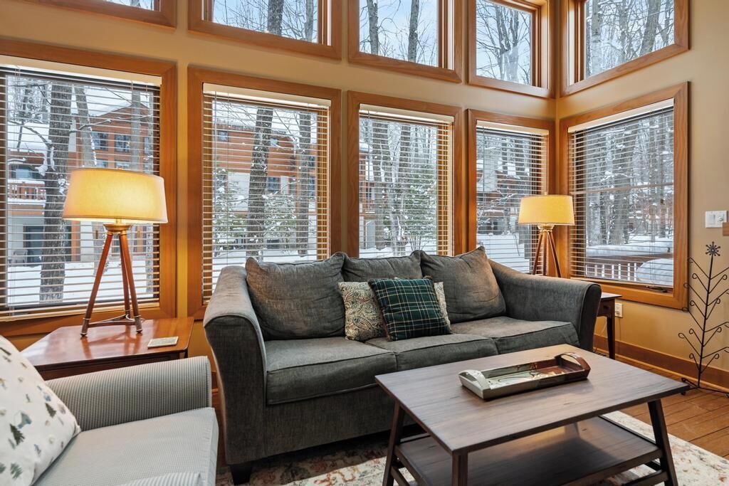 Photo of Livingroom in Boyne Falls