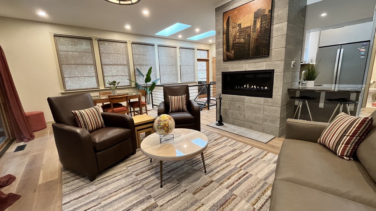 Photo of Livingroom in Saugatuck
