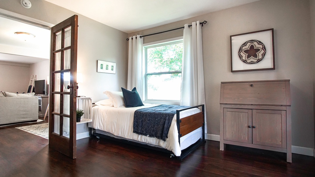 Photo of Bedroom in Three Oaks