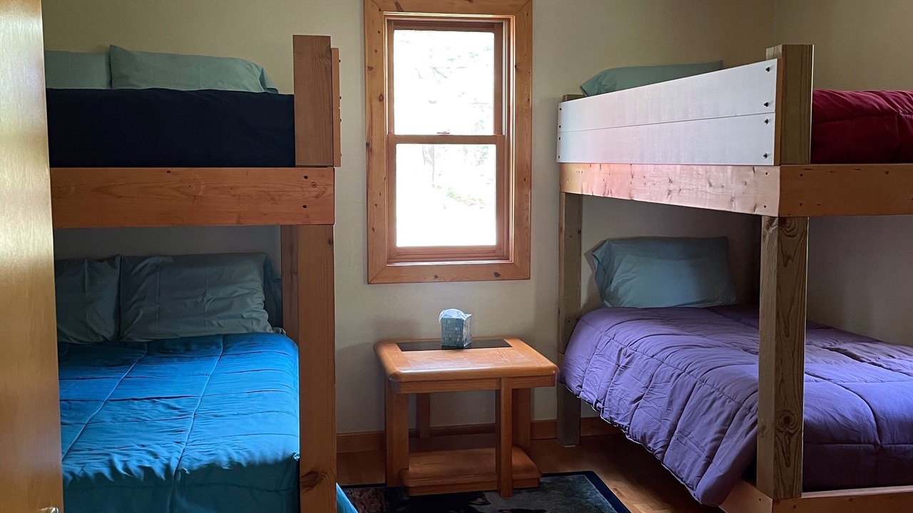 Photo of Bedroom in Crystal Falls