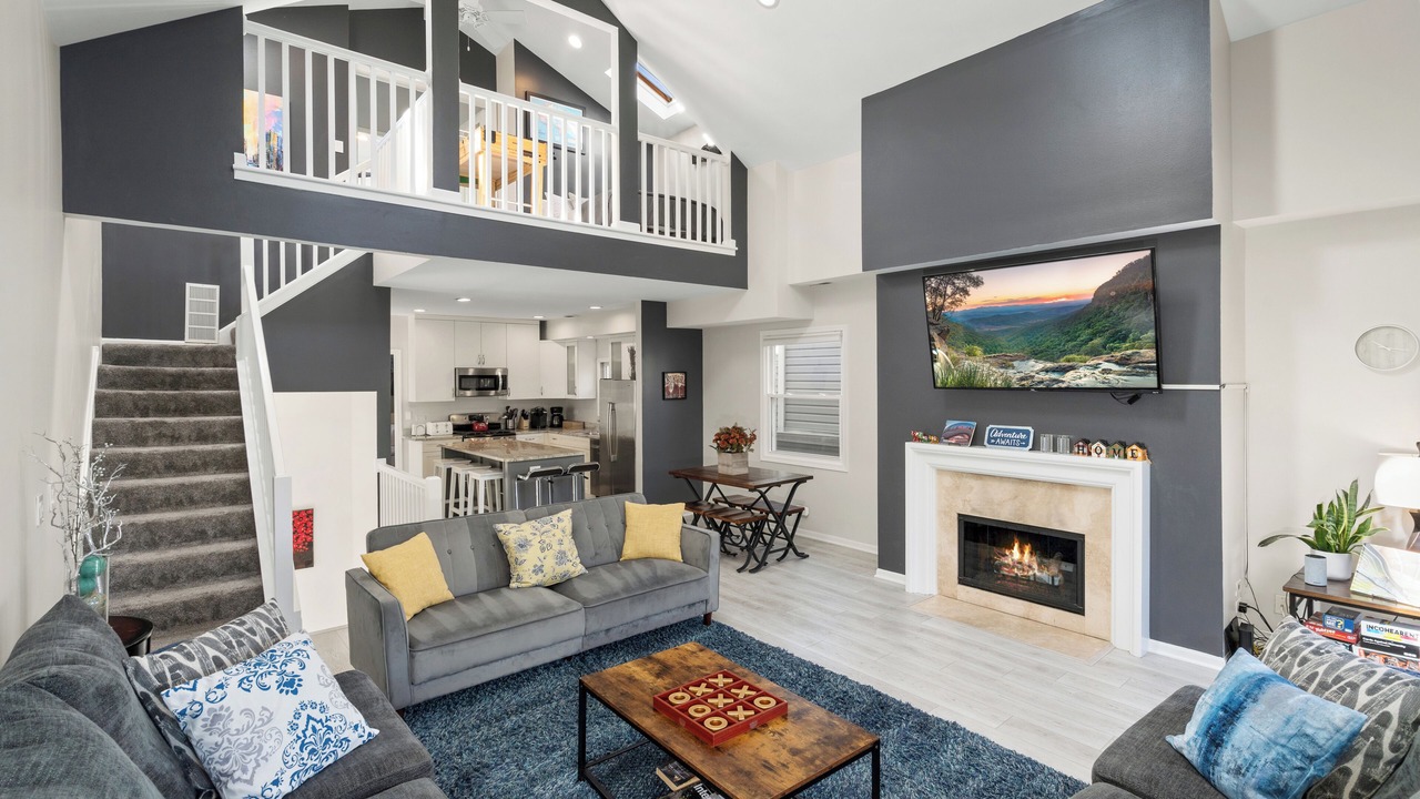 Photo of Livingroom in Lakeview