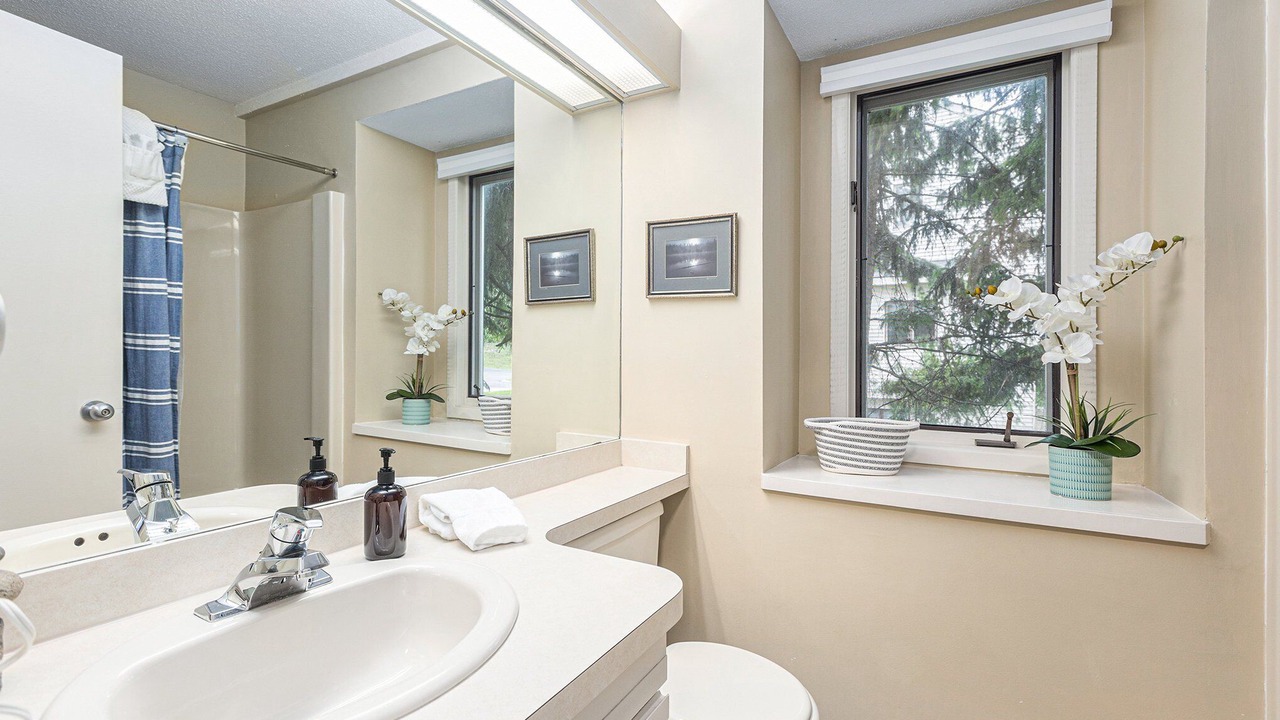 Photo of Bathroom in Acme