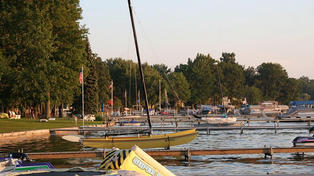 Photo of Others in Sister Lakes