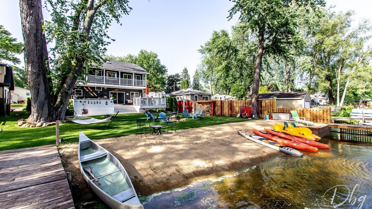 Photo of Outdoor in Channel Lake