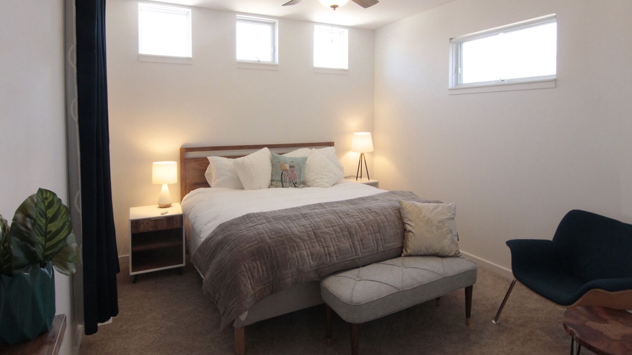 Photo of Bedroom in Miller Beach