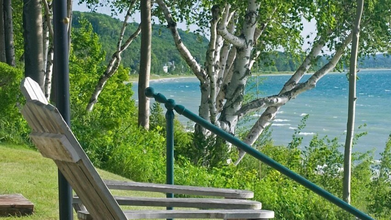 Photo of Others in Lake Leelanau