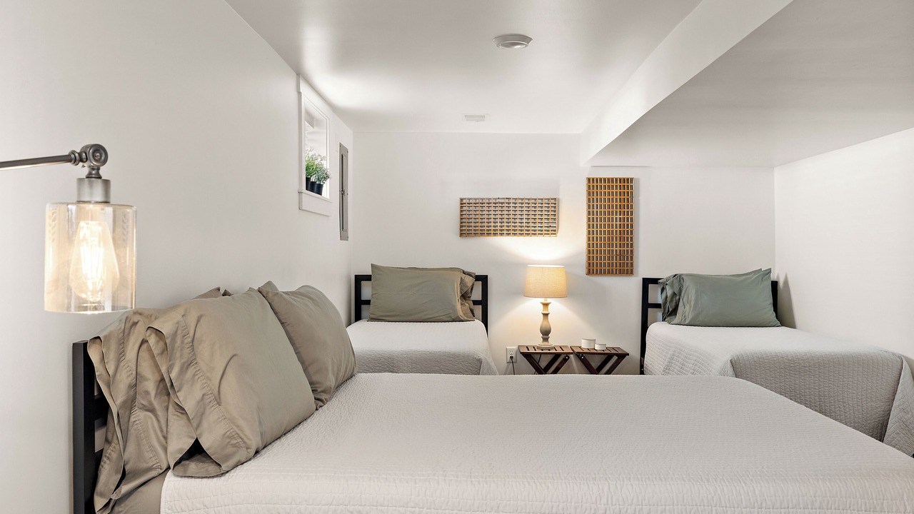 Photo of Bedroom in Lakeside