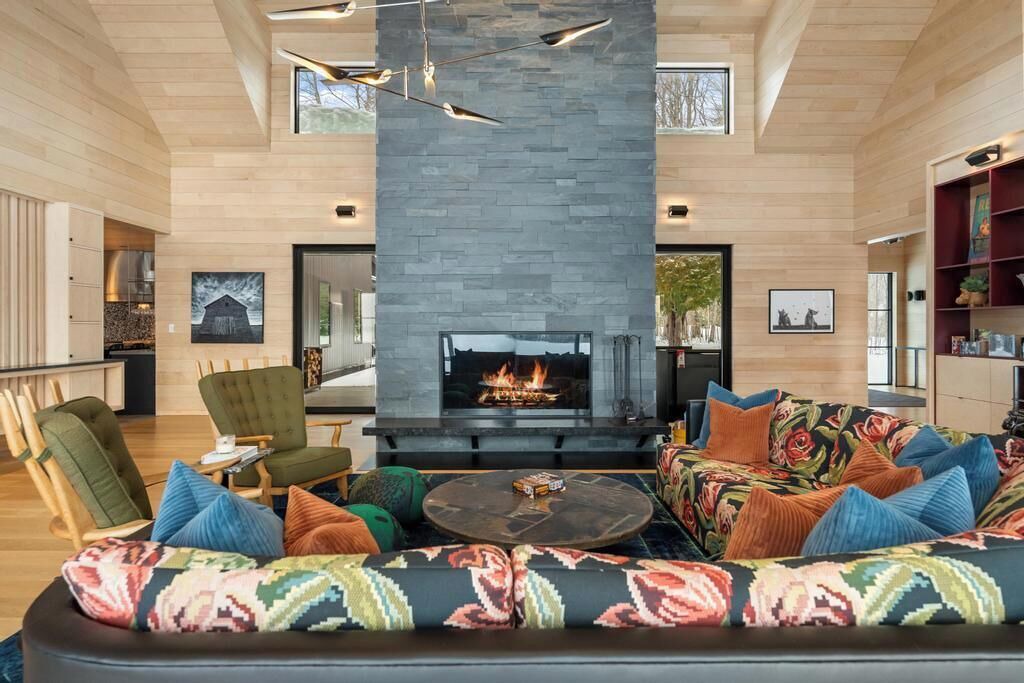 Photo of Livingroom in Bay Harbor