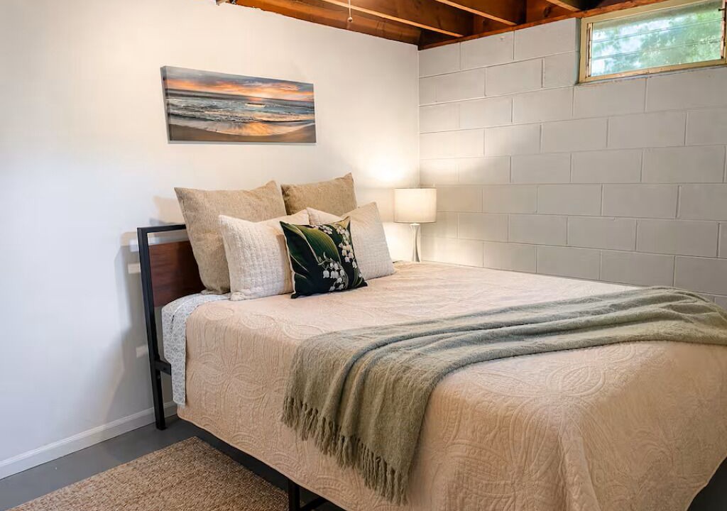 Photo of Bedroom in Town of Pines
