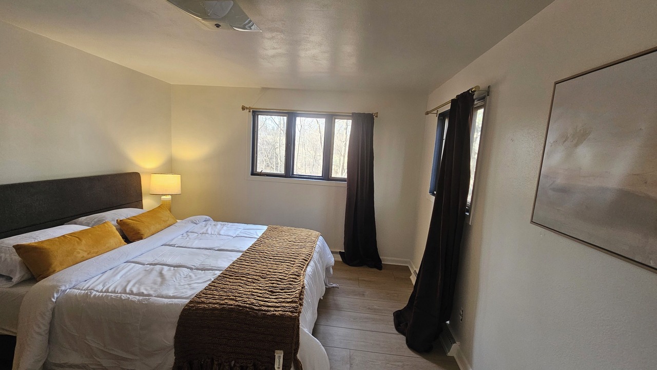 Photo of Bedroom in Racine