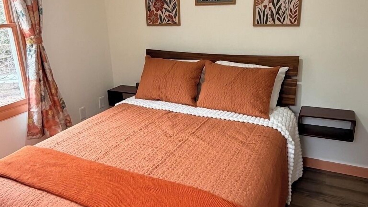 Photo of Bedroom in Cheboygan