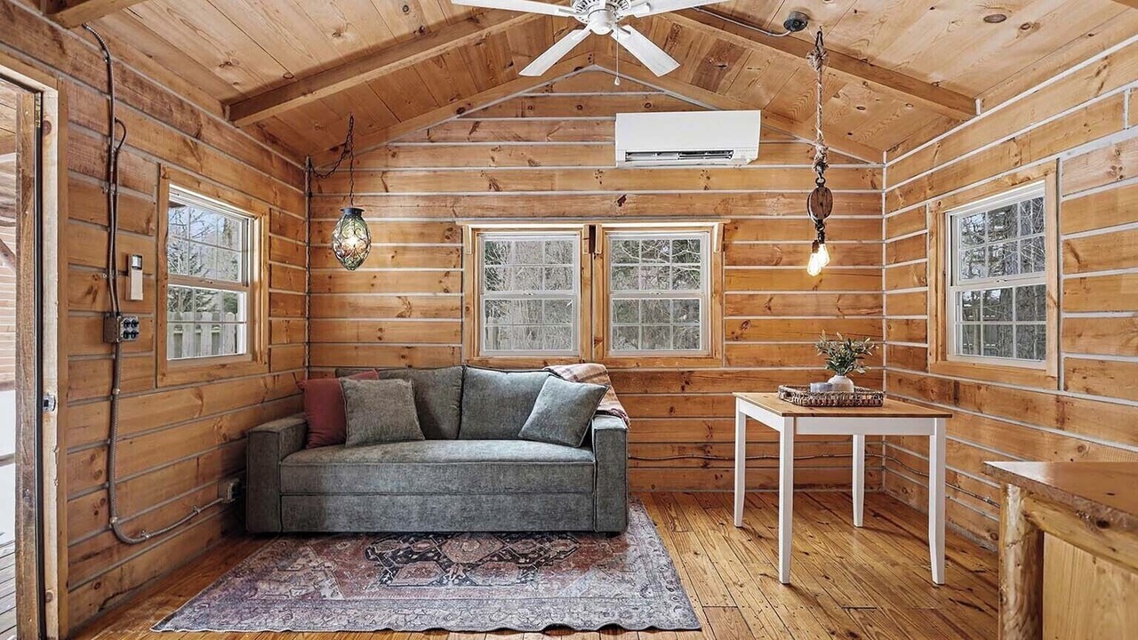 Photo of Livingroom in Harbert