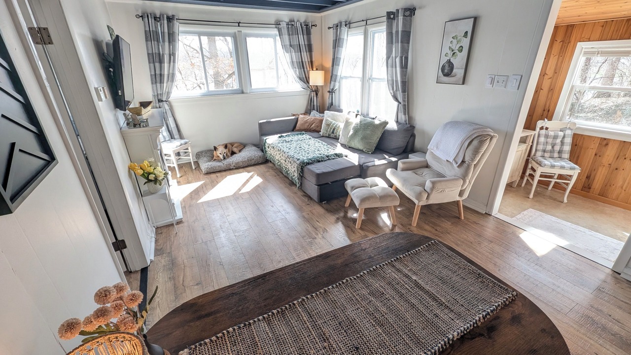 Photo of Livingroom in South Bend