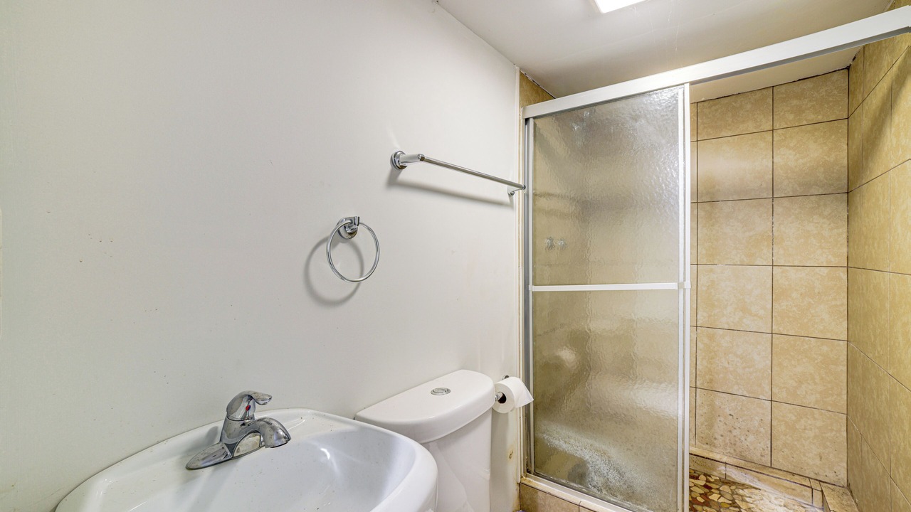 Photo of Bathroom in Olympia Fields