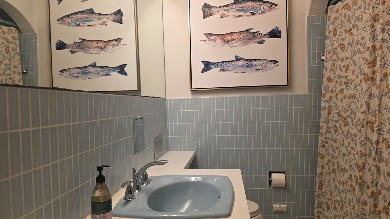 Photo of Bathroom in Gaylord