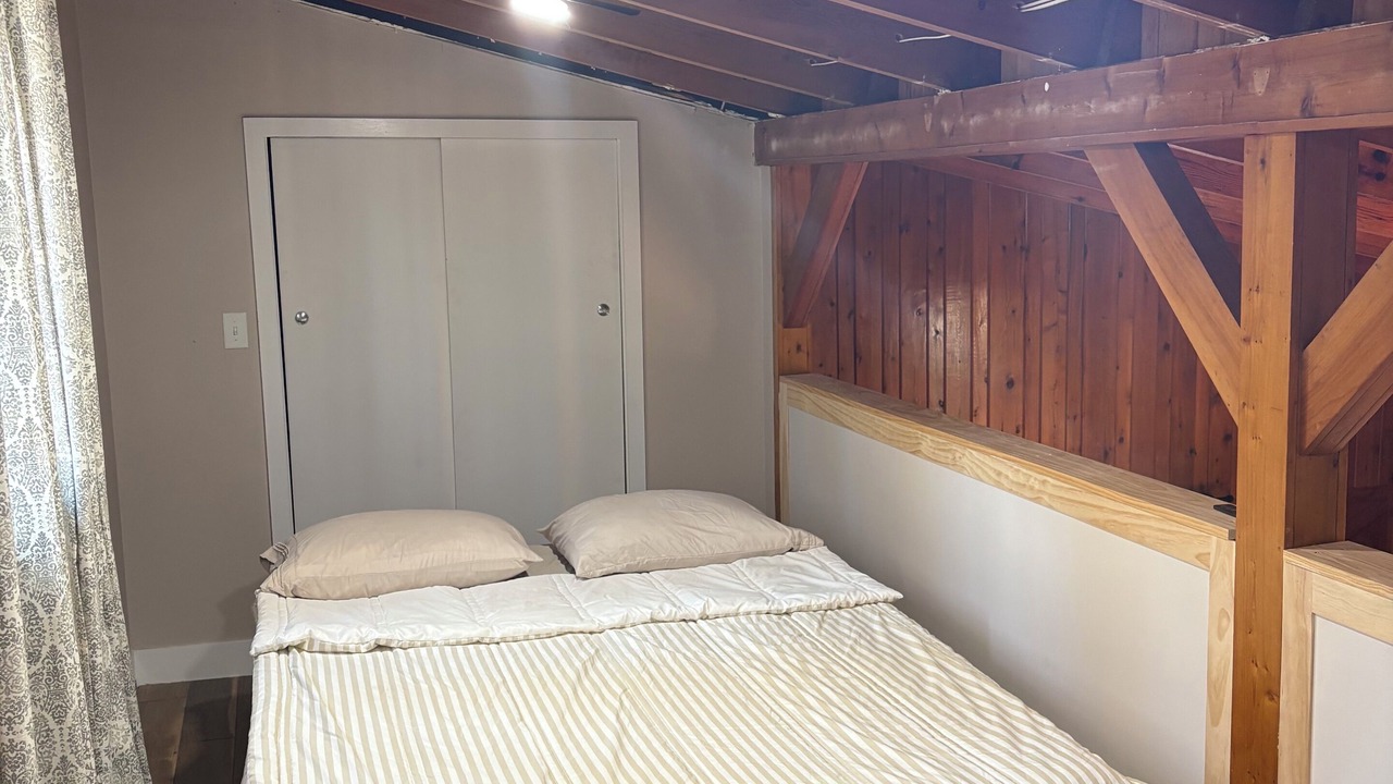 Photo of Bedroom in Manistique