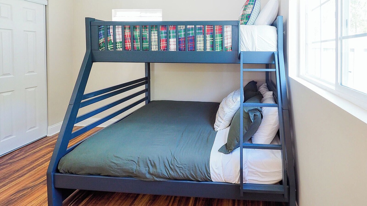 Photo of Bedroom in Three Oaks