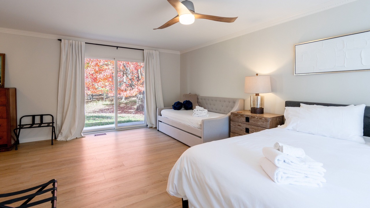 Photo of Bedroom in South Haven