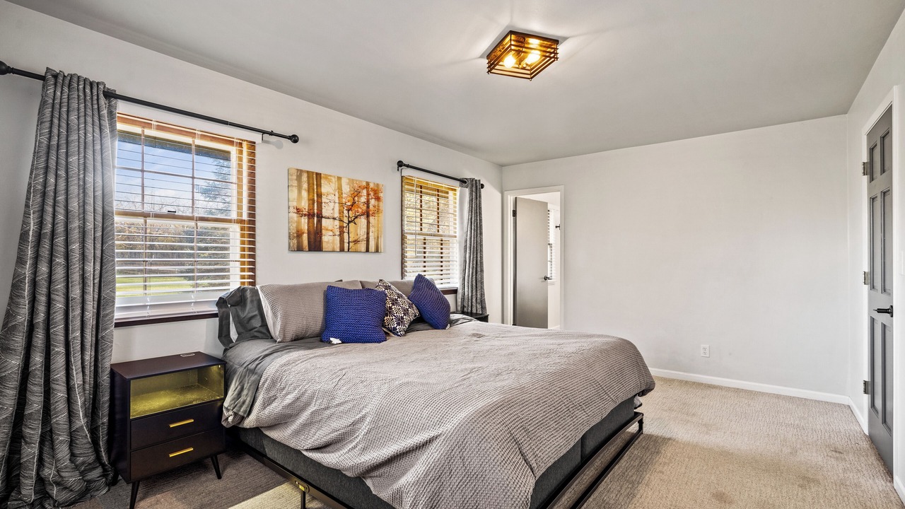 Photo of Bedroom in Colgate