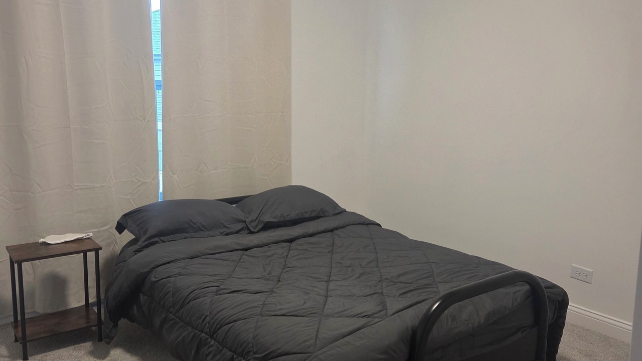 Photo of Bedroom in Lynwood