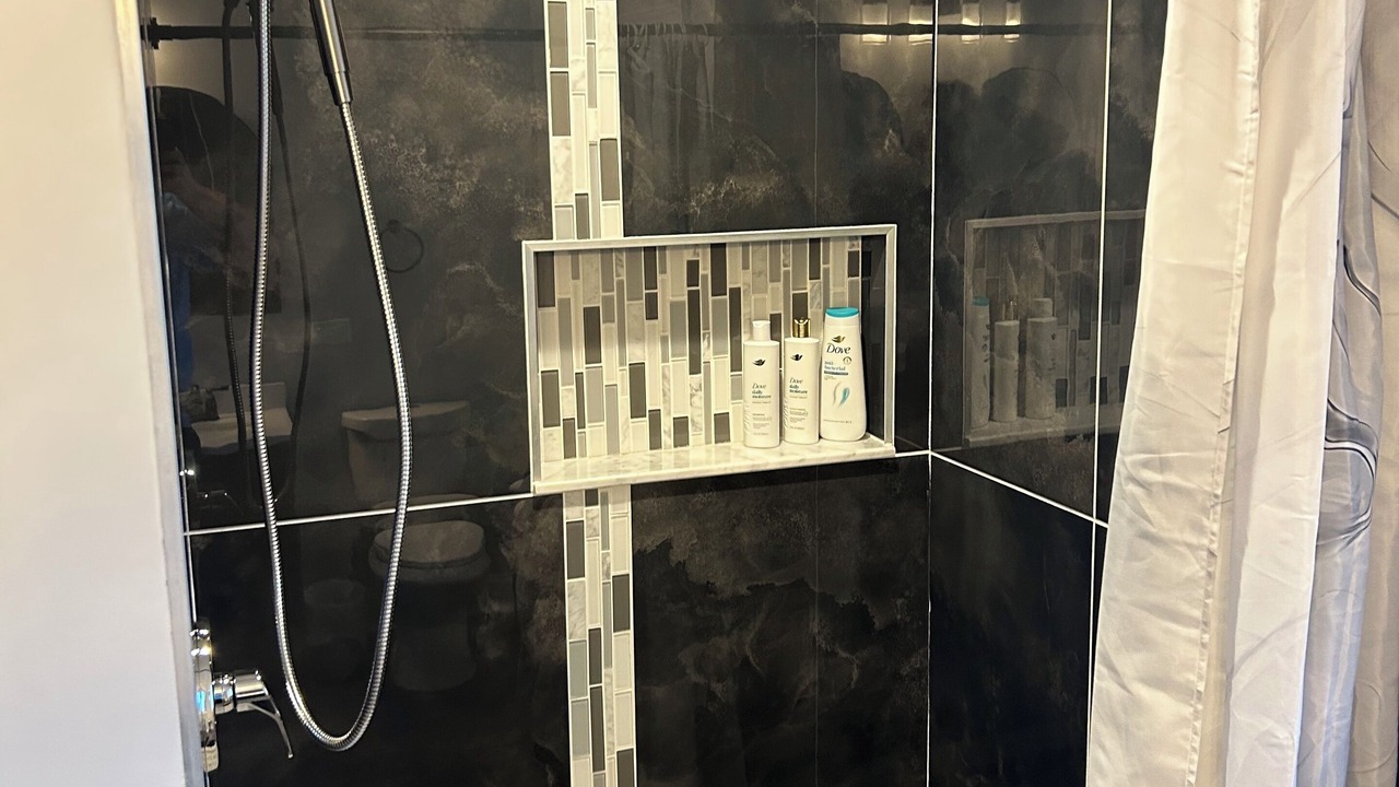 Photo of Bathroom in Solon Mills