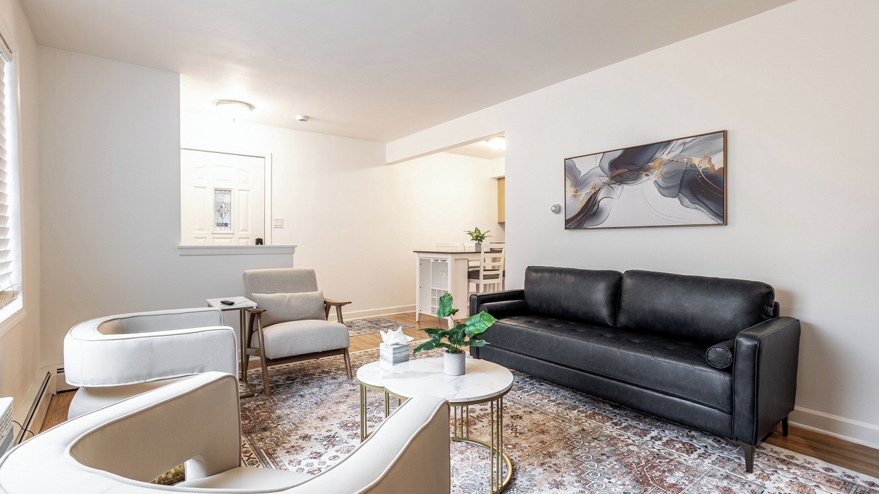 Photo of Livingroom in Forestview