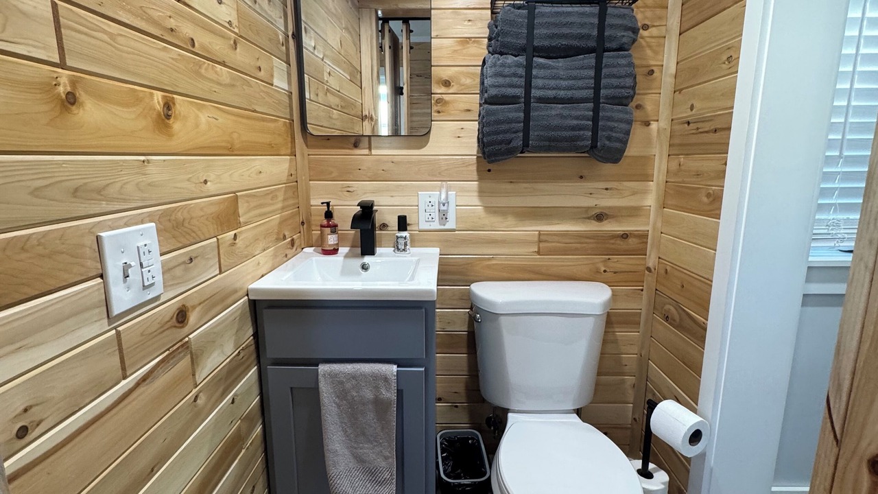 Photo of Bathroom in Kalkaska