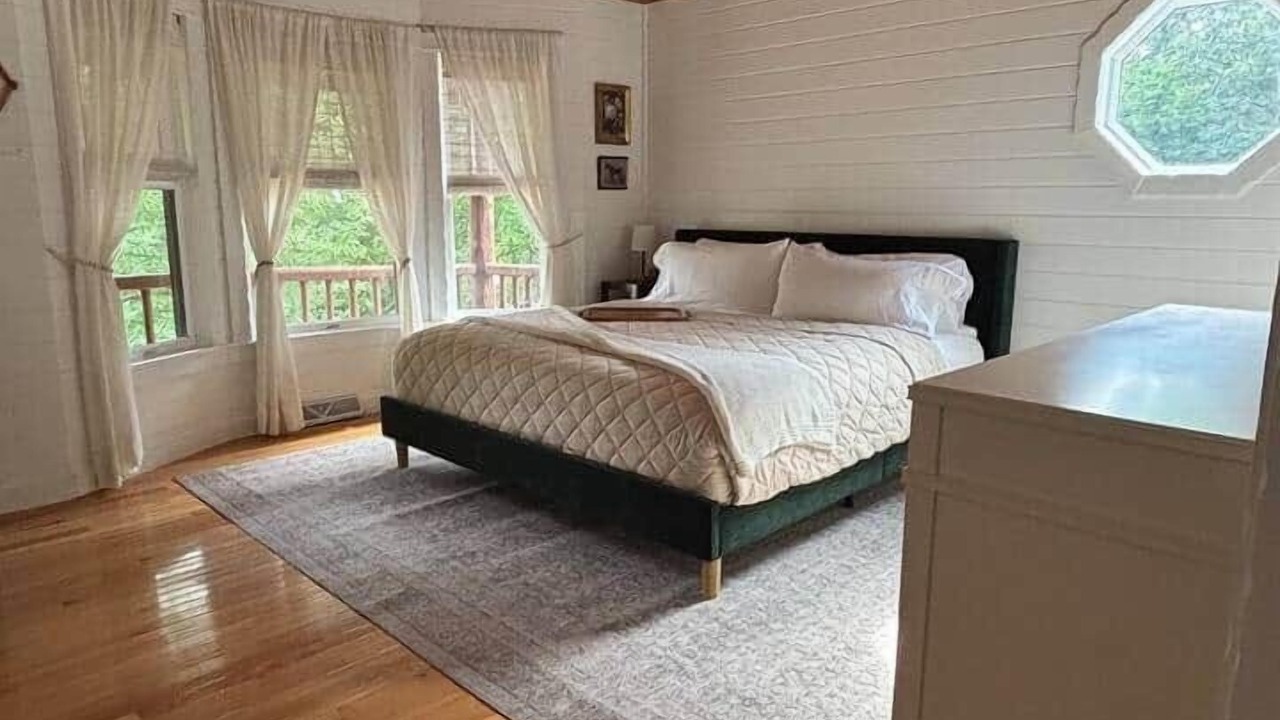 Photo of Bedroom in Ionia