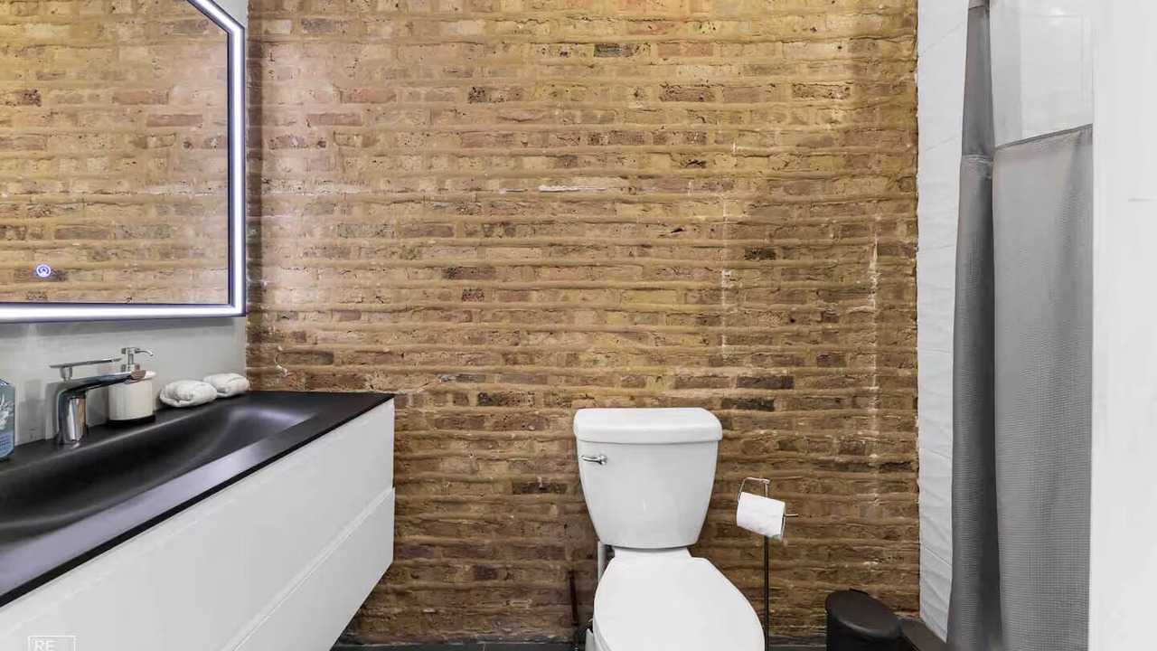 Photo of Bathroom in Wicker Park