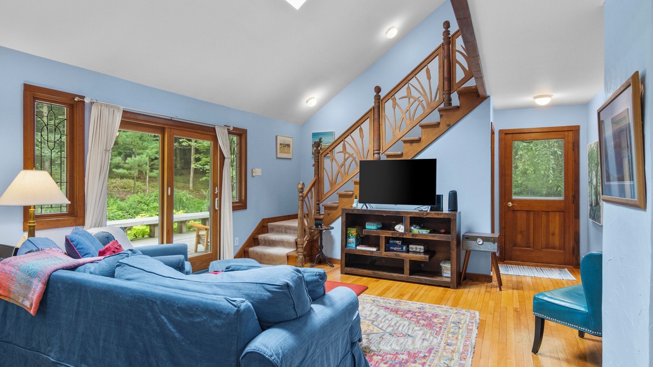 Photo of Livingroom in Empire