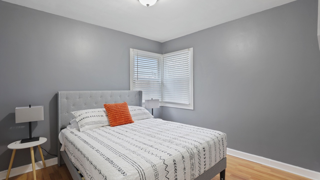 Photo of Bedroom in Homewood