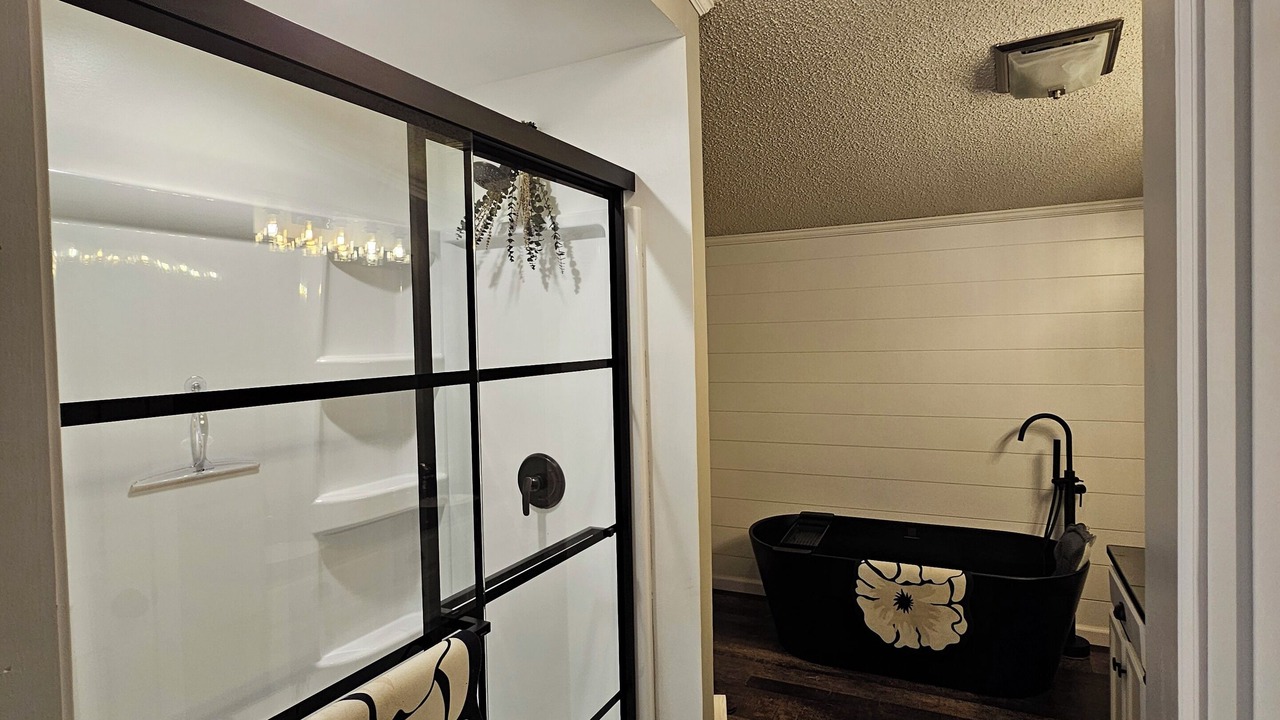 Photo of Bathroom in Shipshewana