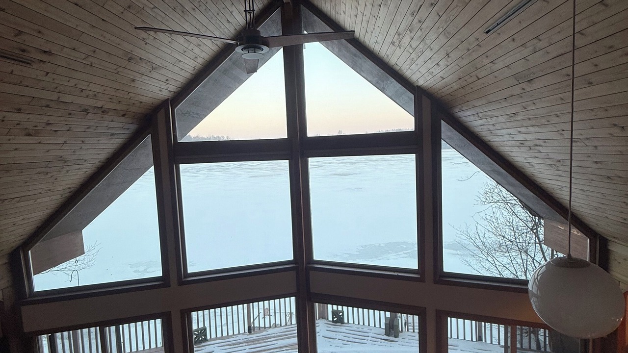 Photo of Livingroom in Delton