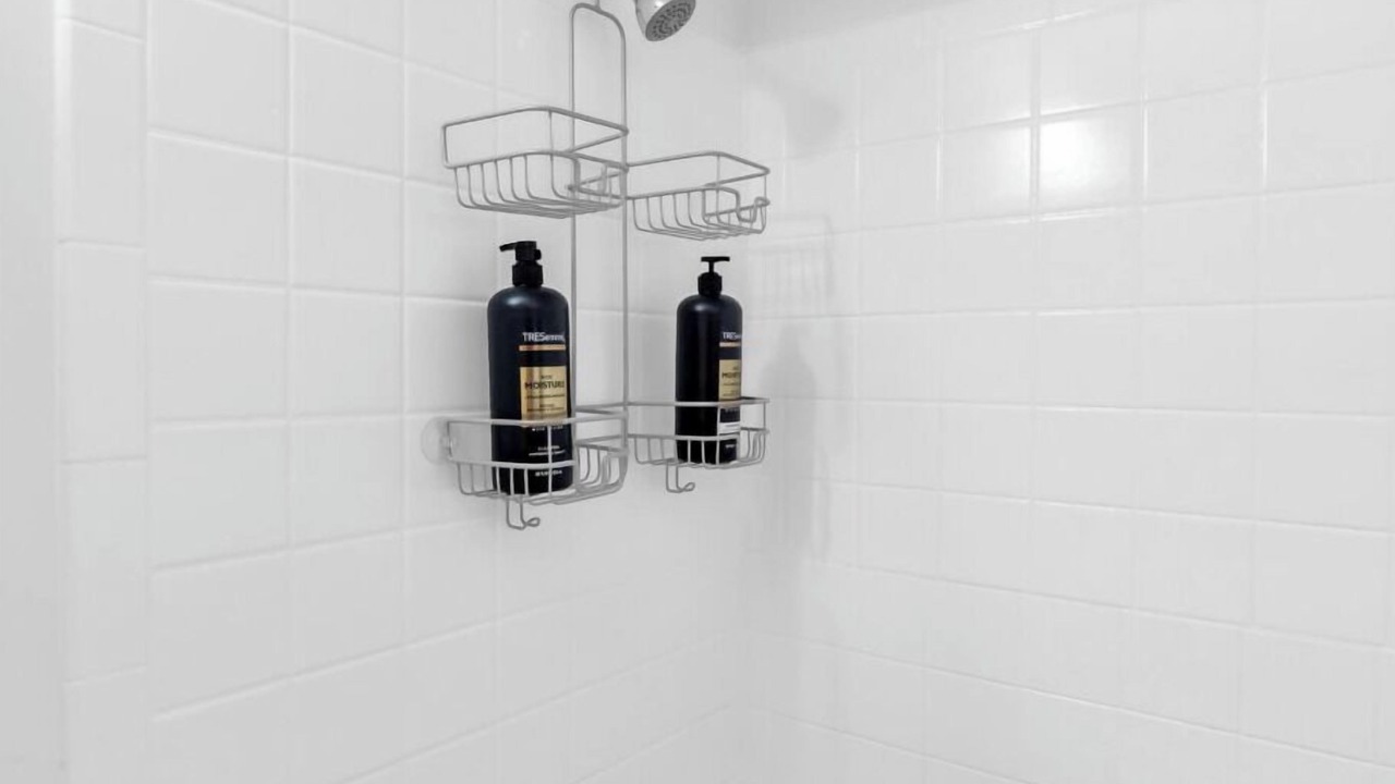 Photo of Bathroom in Oak Park