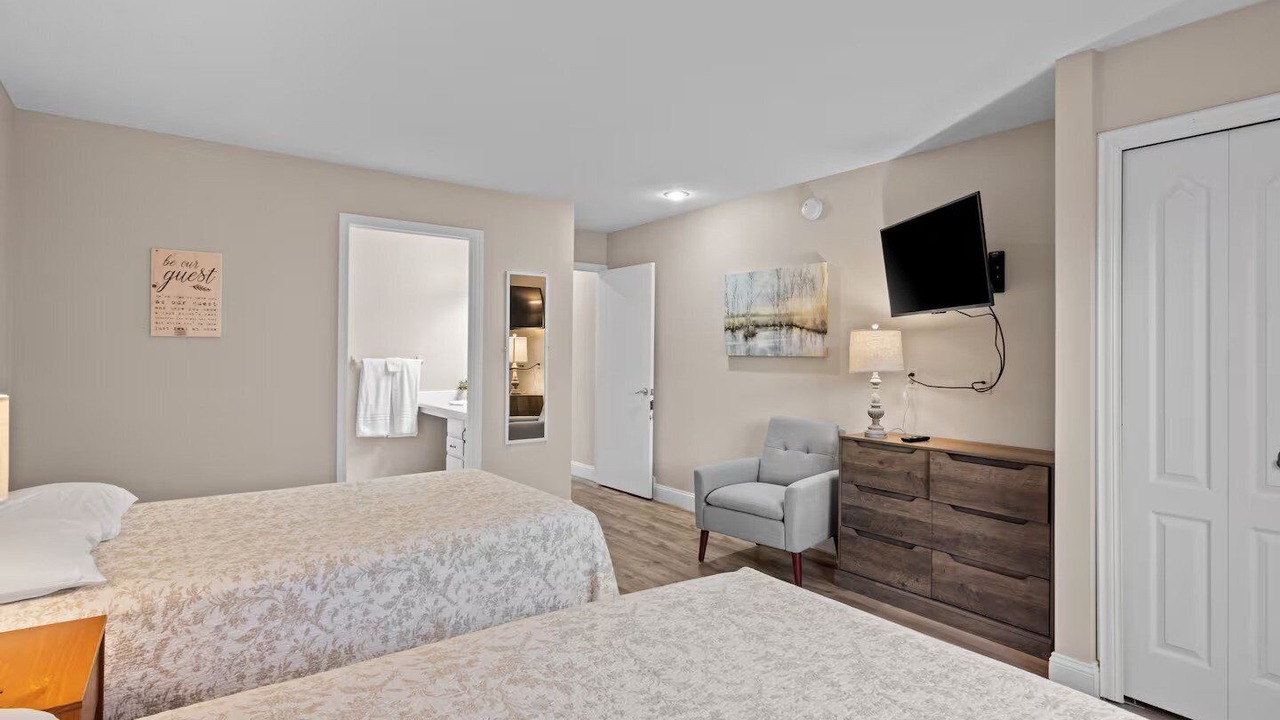 Photo of Bedroom in Kewadin