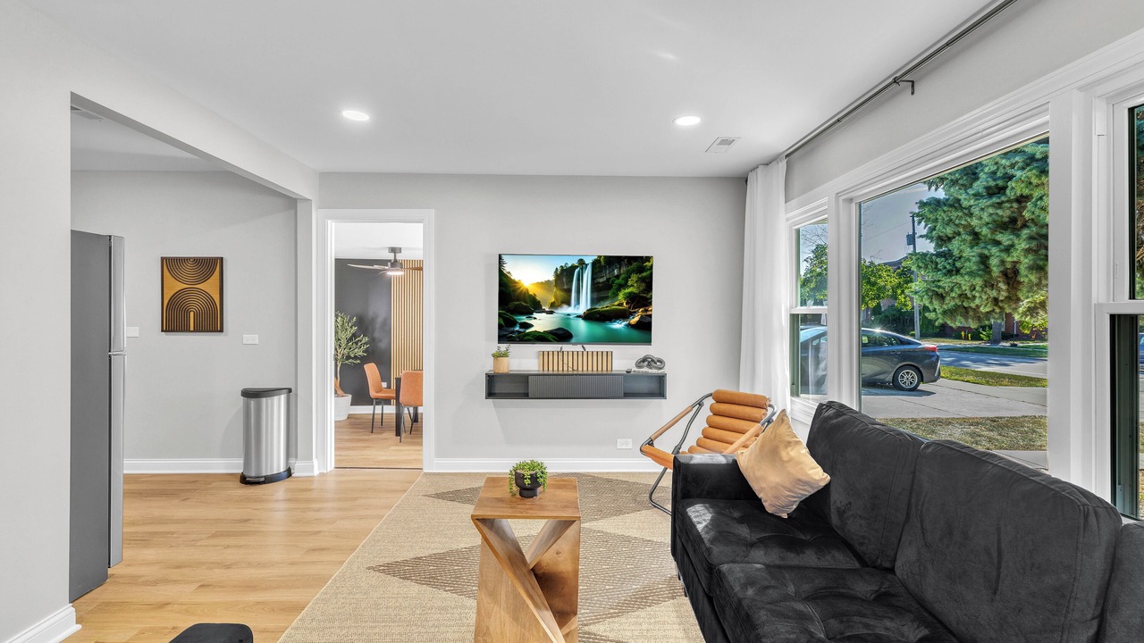 Photo of Livingroom in Des Plaines