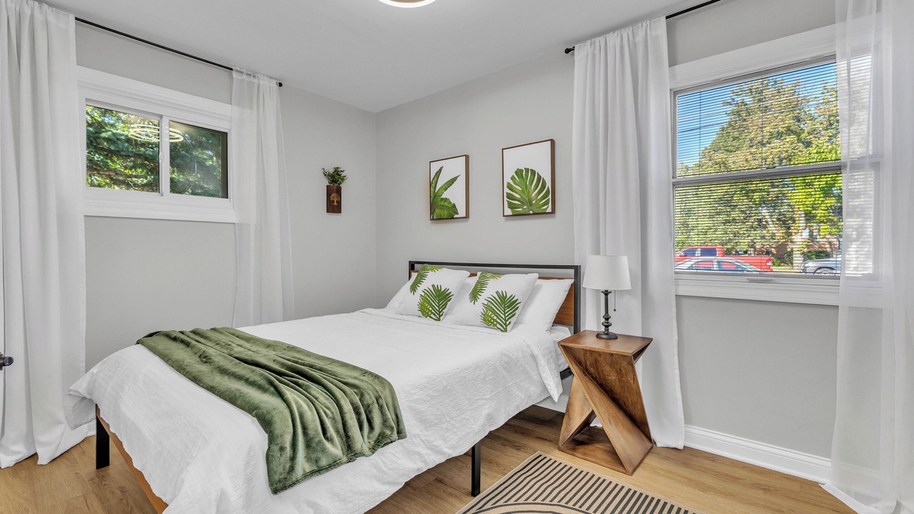 Photo of Bedroom in Des Plaines