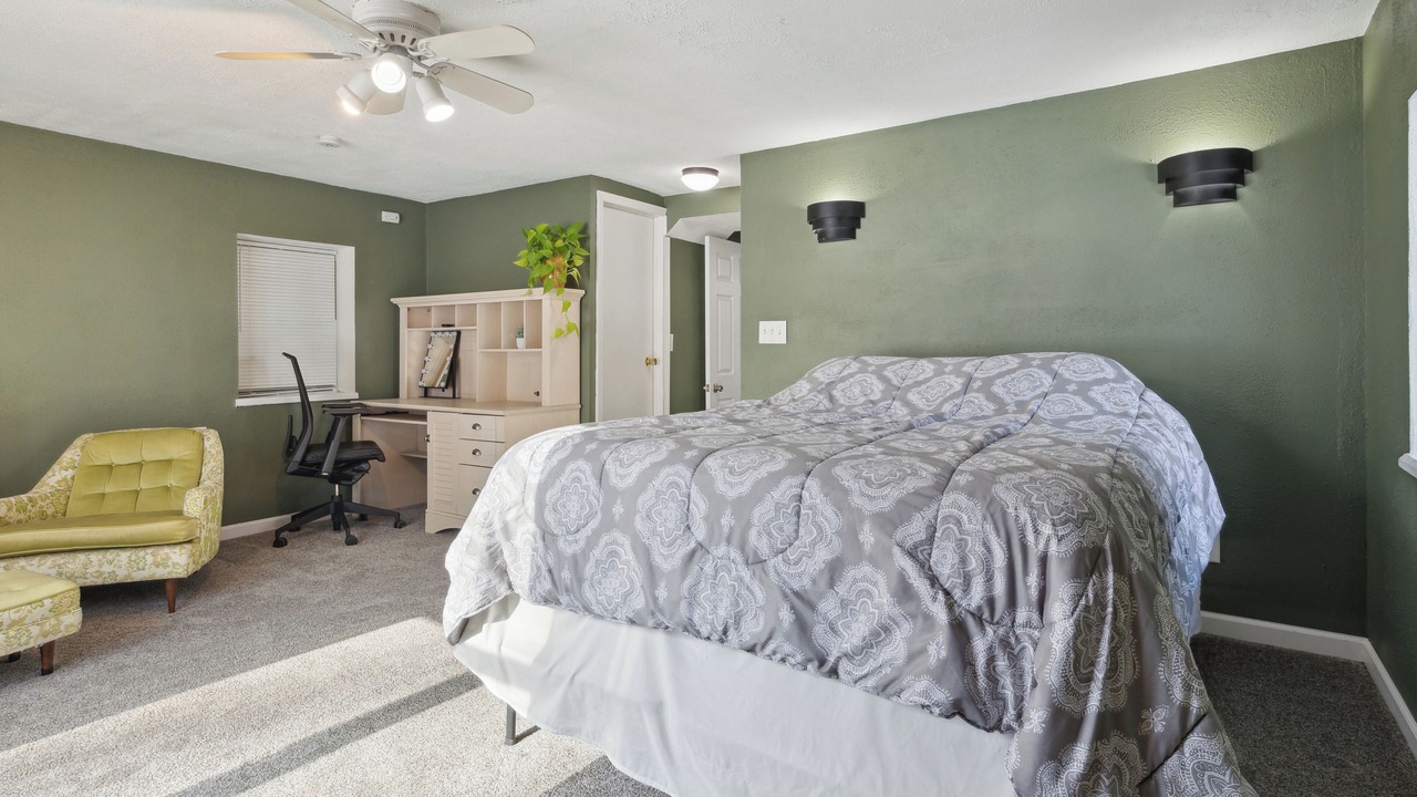 Photo of Bedroom in Kendall