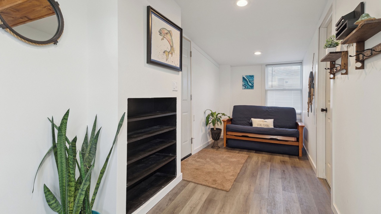 Photo of Livingroom in Kendall